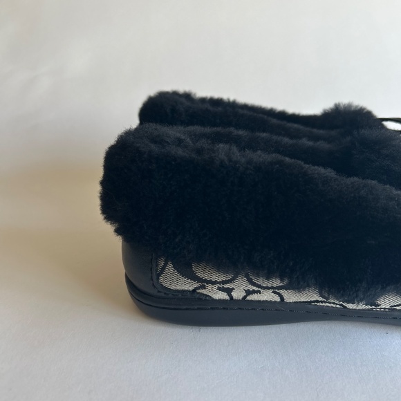 Coach Grey Black Canvas Sheepskin Fur Rubber Outsole Slippers size 7.5 - Picture 13 of 13